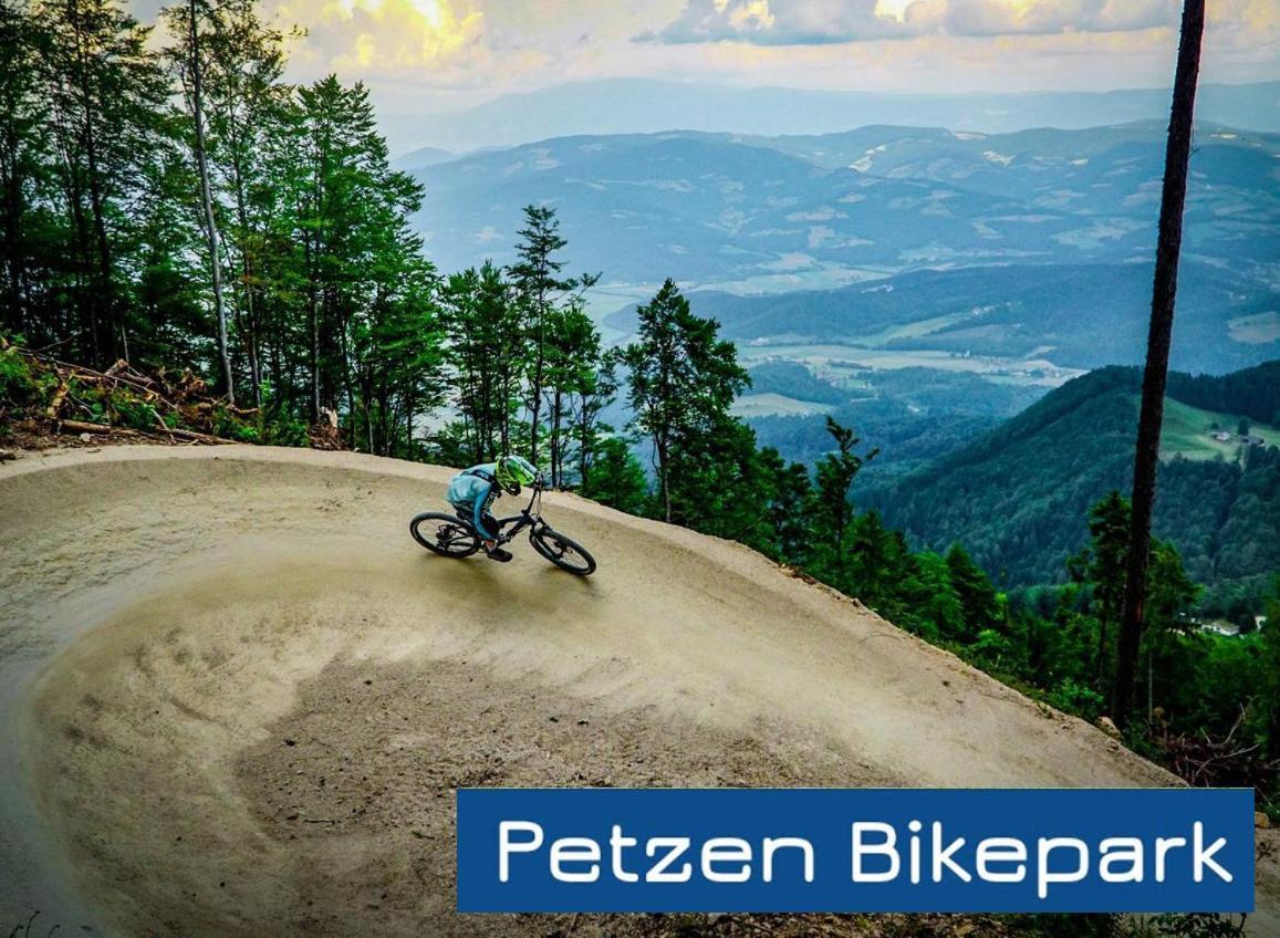 Skorianzhof Ξενοδοχείο Eberndorf Εξωτερικό φωτογραφία